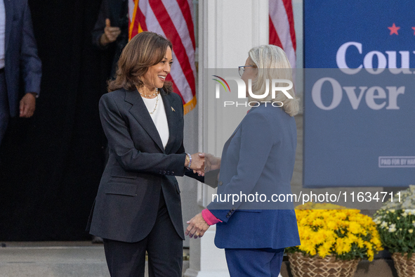 Kamala Harris greets former Republican Liz Cheney, who supports the Harris/Walz ticket , in Ripon, Wisconsin, USA, on october 03, 2024. 