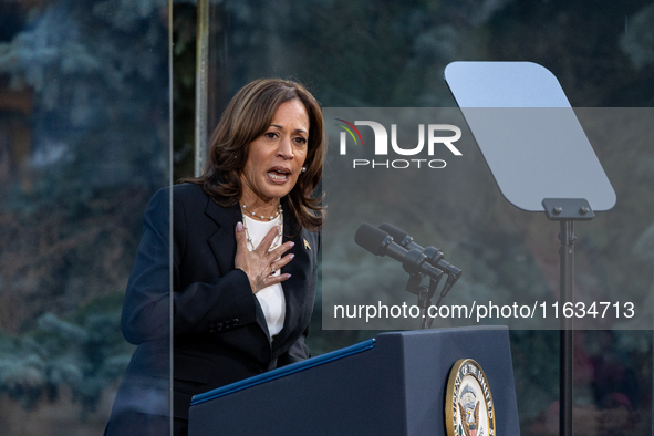 Kamala Harris greets former Republican Liz Cheney, who supports the Harris/Walz ticket , in Ripon, Wisconsin, USA, on october 03, 2024. 