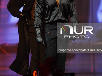 American singer, songwriter, and dancer Usher Raymond IV, known as Usher, performs on stage during the Usher: Past Present Future Tour at th...