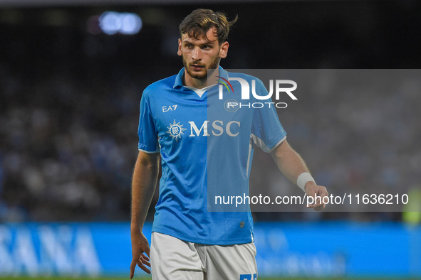 Khvicha Kvaratskhelia of SSC Napoli during the Serie A match between SSC Napoli and Como at Stadio Diego Armando Maradona Naples Italy on 4...