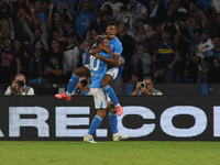 David Neres of SSC Napoli celebrates with team mates after scoring during the Serie A match between SSC Napoli and Como at Stadio Diego Arma...