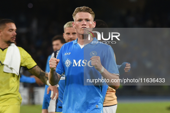 Scott McTominay of SSC Napoli celebrates at the end of the Serie A match between SSC Napoli and Como at Stadio Diego Armando Maradona Naples...