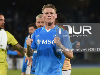 Scott McTominay of SSC Napoli celebrates at the end of the Serie A match between SSC Napoli and Como at Stadio Diego Armando Maradona Naples...