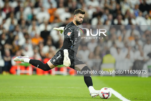 Antonio Sivera goalkeeper of Alaves and Spain during the La Liga match between Real Madrid CF and Deportivo Alavés at Estadio Santiago Berna...