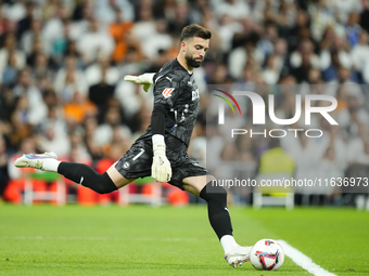 Antonio Sivera goalkeeper of Alaves and Spain during the La Liga match between Real Madrid CF and Deportivo Alavés at Estadio Santiago Berna...