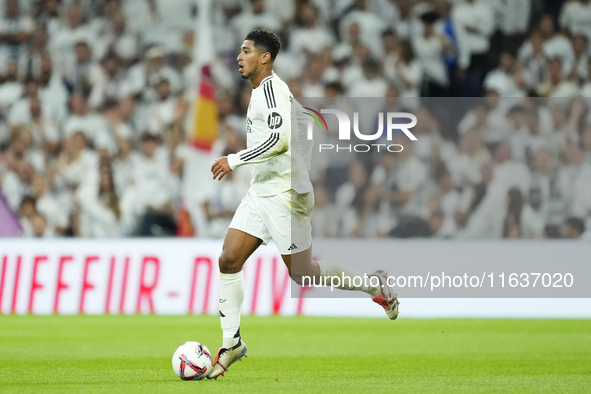 Jude Bellingham central midfield of Real Madrid and England during the La Liga match between Real Madrid CF and Deportivo Alavés at Estadio...