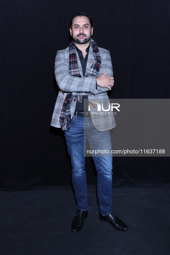 Cesar Perrin poses for photos during the 'El Sotano' press conference at Teatro Fernando Soler in Mexico City, Mexico, on October 4, 2024. 