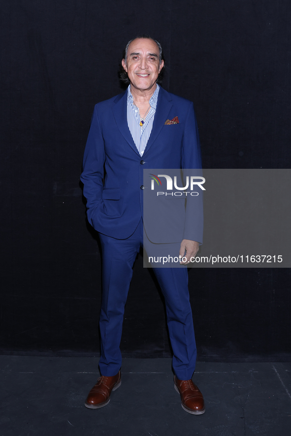 Luis Felipe Tovar poses for photos during the 'El Sotano' press conference at Teatro Fernando Soler in Mexico City, Mexico, on October 4, 20...