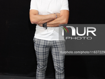 Omar Suarez poses for photos during the 'El Sotano' press conference at Teatro Fernando Soler in Mexico City, Mexico, on October 4, 2024. (