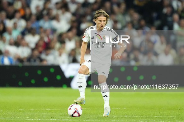 Luka Modric central midfield of Real Madrid and Croatia during the La Liga match between Real Madrid CF and Deportivo Alavés at Estadio Sant...