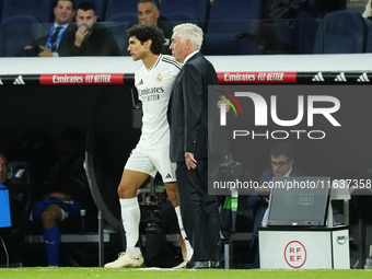 during the UEFA Champions League 2024/25 League Phase MD2 match between Aston Villa FC and FC Bayern München at Villa Park on October 2, 202...