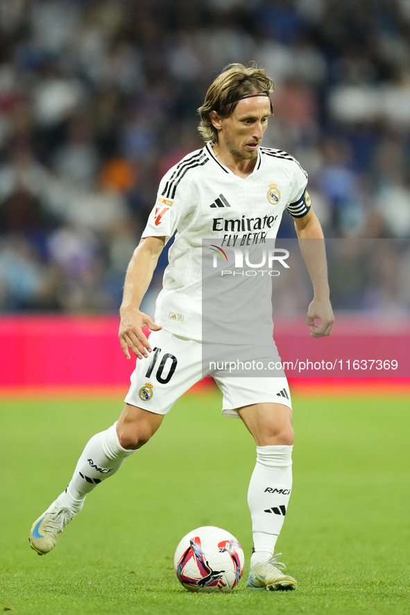 Luka Modric central midfield of Real Madrid and Croatia during the La Liga match between Real Madrid CF and Deportivo Alavés at Estadio Sant...