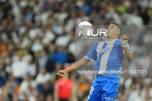 Santiago Mouriño centre-back of Alaves and Uruguay controls the ball during the La Liga match between Real Madrid CF and Deportivo Alavés at...