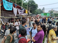 Doctors And Citizens Hold Placards And Shout Slogans During A Protest Against The Rape And Murder Of A PGT Woman Doctor At Government-run R...