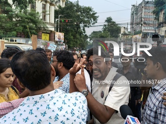 Doctors And Citizens Hold Placards And Shout Slogans During A Protest Against The Rape And Murder Of A PGT Woman Doctor At Government-run R...