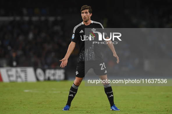 Sergi Roberto of Como during the Serie A match between SSC Napoli and Como at Stadio Diego Armando Maradona Naples Italy on 4 October 2024. 