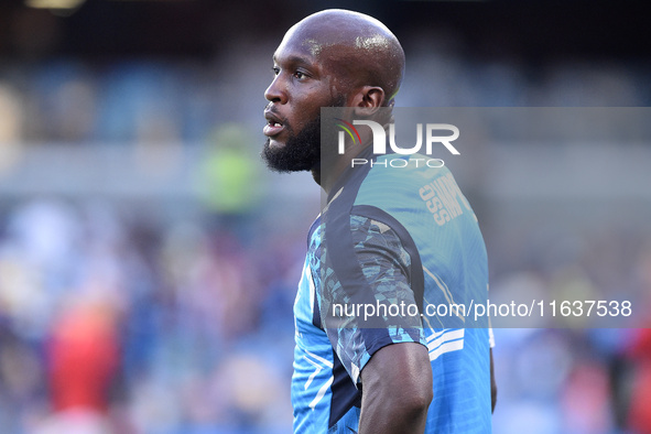 Romelu Lukaku of SSC Napoli warms up before the Serie A match between SSC Napoli and Como at Stadio Diego Armando Maradona Naples Italy on 4...