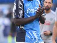 Romelu Lukaku of SSC Napoli warms up before the Serie A match between SSC Napoli and Como at Stadio Diego Armando Maradona Naples Italy on 4...