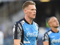 Scott McTominay of SSC Napoli warms up before the Serie A match between SSC Napoli and Como at Stadio Diego Armando Maradona Naples Italy on...