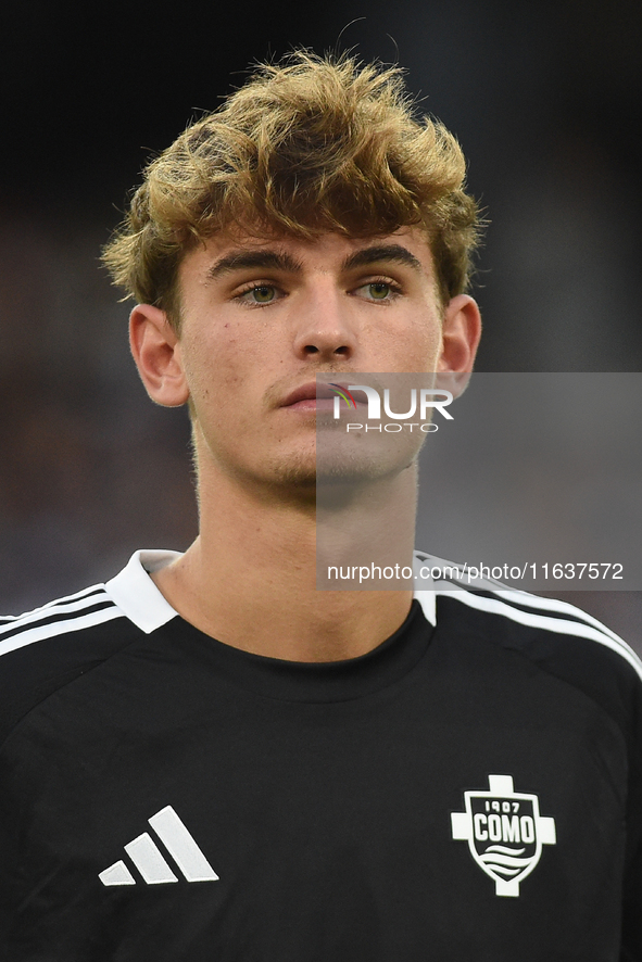 Nico Paz of Como during the Serie A match between SSC Napoli and Como at Stadio Diego Armando Maradona Naples Italy on 4 October 2024. 