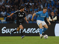 Scott McTominay of SSC Napoli during the Serie A match between SSC Napoli and Como at Stadio Diego Armando Maradona Naples Italy on 4 Octobe...