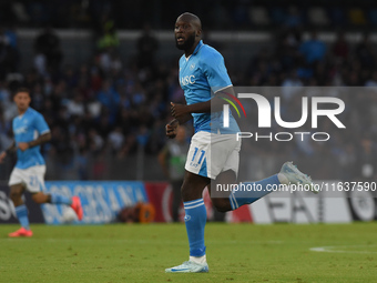 Romelu Lukaku of SSC Napoli during the Serie A match between SSC Napoli and Como at Stadio Diego Armando Maradona Naples Italy on 4 October...