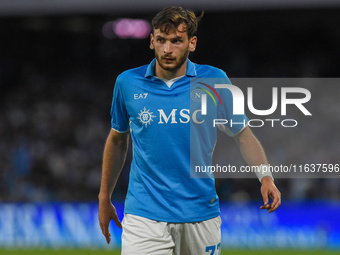 Khvicha Kvaratskhelia of SSC Napoli during the Serie A match between SSC Napoli and Como at Stadio Diego Armando Maradona Naples Italy on 4...