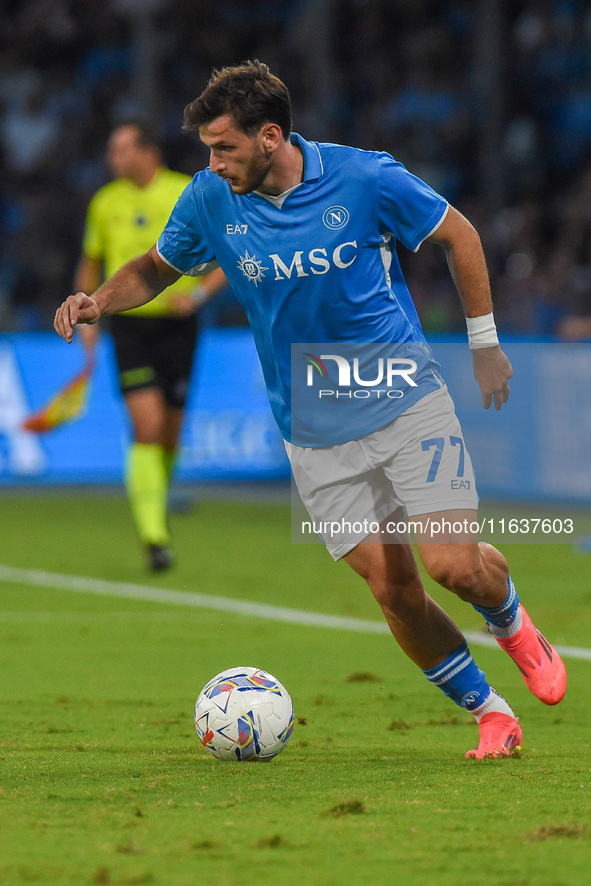 Khvicha Kvaratskhelia of SSC Napoli during the Serie A match between SSC Napoli and Como at Stadio Diego Armando Maradona Naples Italy on 4...