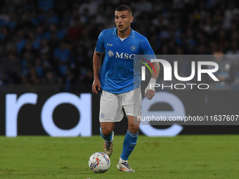 Alessandro Buongiorno of SSC Napoli during the Serie A match between SSC Napoli and Como at Stadio Diego Armando Maradona Naples Italy on 4...