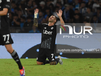 Gabriel Strefezza of Como celebrates after scoring during the Serie A match between SSC Napoli and Como at Stadio Diego Armando Maradona Nap...