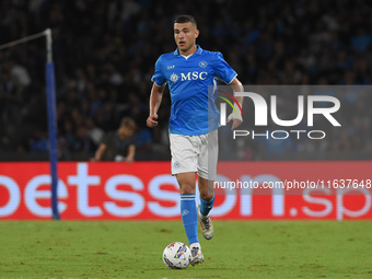 Alessandro Buongiorno of SSC Napoli during the Serie A match between SSC Napoli and Como at Stadio Diego Armando Maradona Naples Italy on 4...