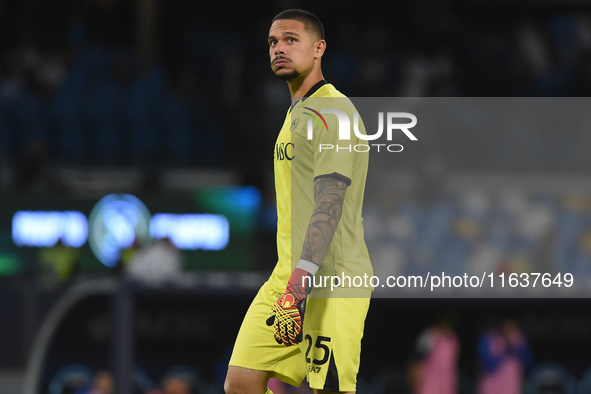 Elia Caprile of SSC Napoli during the Serie A match between SSC Napoli and Como at Stadio Diego Armando Maradona Naples Italy on 4 October 2...