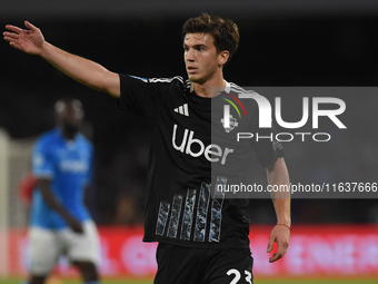 Maximo Perrone of Como during the Serie A match between SSC Napoli and Como at Stadio Diego Armando Maradona Naples Italy on 4 October 2024....