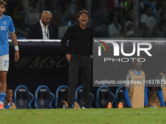 Antonio Conte Head Coach of SSC Napoli during the Serie A match between SSC Napoli and Como at Stadio Diego Armando Maradona Naples Italy on...