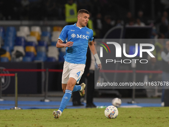 Alessandro Buongiorno of SSC Napoli during the Serie A match between SSC Napoli and Como at Stadio Diego Armando Maradona Naples Italy on 4...