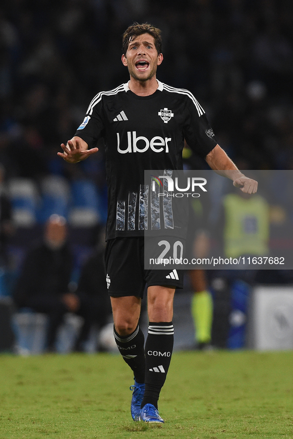 Sergi Roberto of Como during the Serie A match between SSC Napoli and Como at Stadio Diego Armando Maradona Naples Italy on 4 October 2024. 