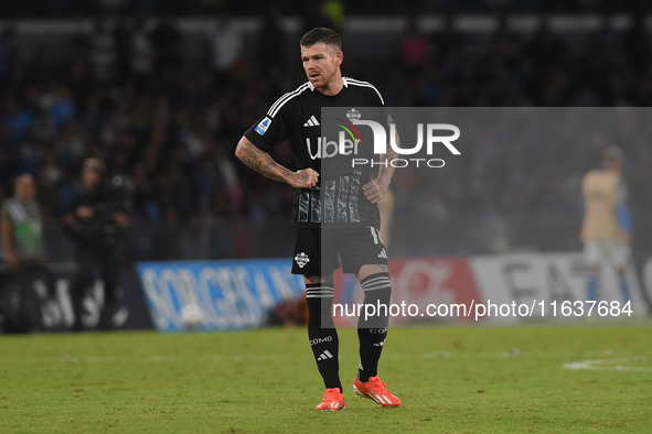 Alberto Moreno of Como during the Serie A match between SSC Napoli and Como at Stadio Diego Armando Maradona Naples Italy on 4 October 2024....