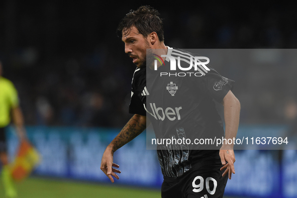 Simone Verdi of Como during the Serie A match between SSC Napoli and Como at Stadio Diego Armando Maradona Naples Italy on 4 October 2024. 