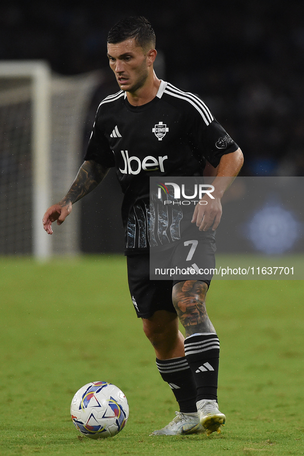 Gabriel Strefezza of Como during the Serie A match between SSC Napoli and Como at Stadio Diego Armando Maradona Naples Italy on 4 October 20...