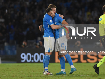 Scott McTominay and Amir Rrahmani of SSC Napoli celebrate at the end of the Serie A match between SSC Napoli and Como at Stadio Diego Armand...