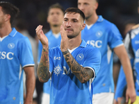 Matteo Politano of SSC Napoli applauds fans at the end of the Serie A match between SSC Napoli and Como at Stadio Diego Armando Maradona Nap...