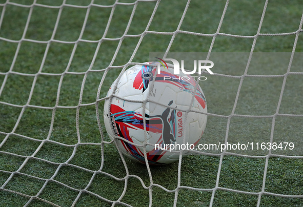 The official ball of LaLiga is used during the match between RCD Espanyol and RCD Mallorca corresponding to week 9 of LaLiga EA Sports, play...