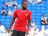 Cyle Larin plays during the match between RCD Espanyol and RCD Mallorca in week 9 of LaLiga EA Sports at the RCDE Stadium in Barcelona, Spai...