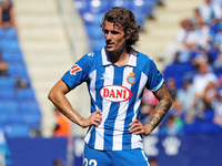 Carlos Romero plays during the match between RCD Espanyol and RCD Mallorca in week 9 of LaLiga EA Sports at the RCDE Stadium in Barcelona, S...