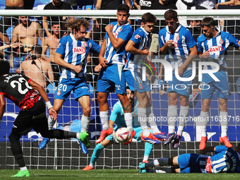 The RCD Espanyol barrier protects a free kick from Johan Mojica during the match between RCD Espanyol and RCD Mallorca in week 9 of LaLiga E...