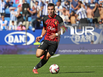 Valery Fernandez plays during the match between RCD Espanyol and RCD Mallorca in week 9 of LaLiga EA Sports at the RCDE Stadium in Barcelona...