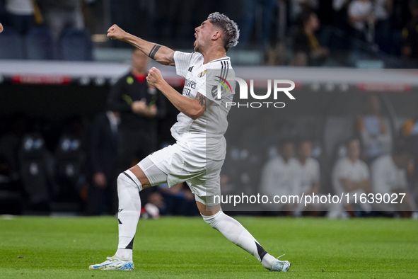 Federico Valverde of Real Madrid CF celebrates his goal during the La Liga EA Sports 2024/25 football match between Real Madrid CF and Villa...