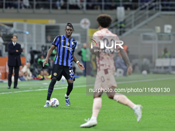 Yann Bisseck participates in the Serie A 2024-2025 match between Inter and Torino in Milano, Italy, on October 5, 2024. 