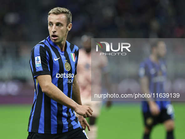 Davide Frattesi participates in the Serie A 2024-2025 match between Inter and Torino in Milano, Italy, on October 5, 2024. 