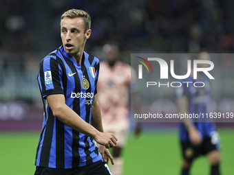 Davide Frattesi participates in the Serie A 2024-2025 match between Inter and Torino in Milano, Italy, on October 5, 2024. (